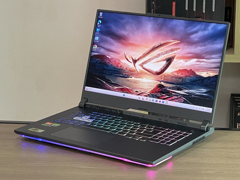 Asus ROG Strix G17 G713PU-LL043W