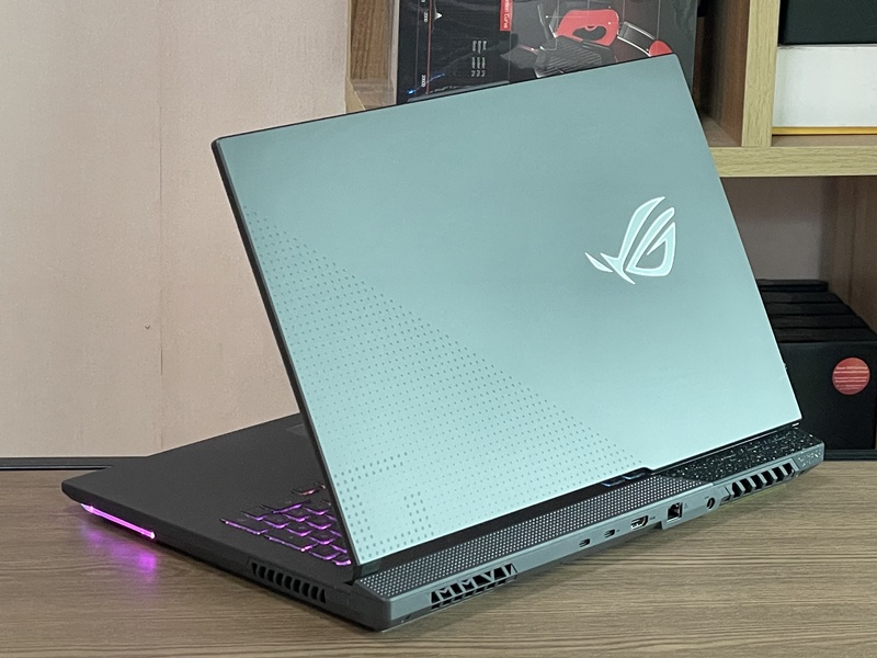 Asus ROG Strix G17 G713PU-LL043W