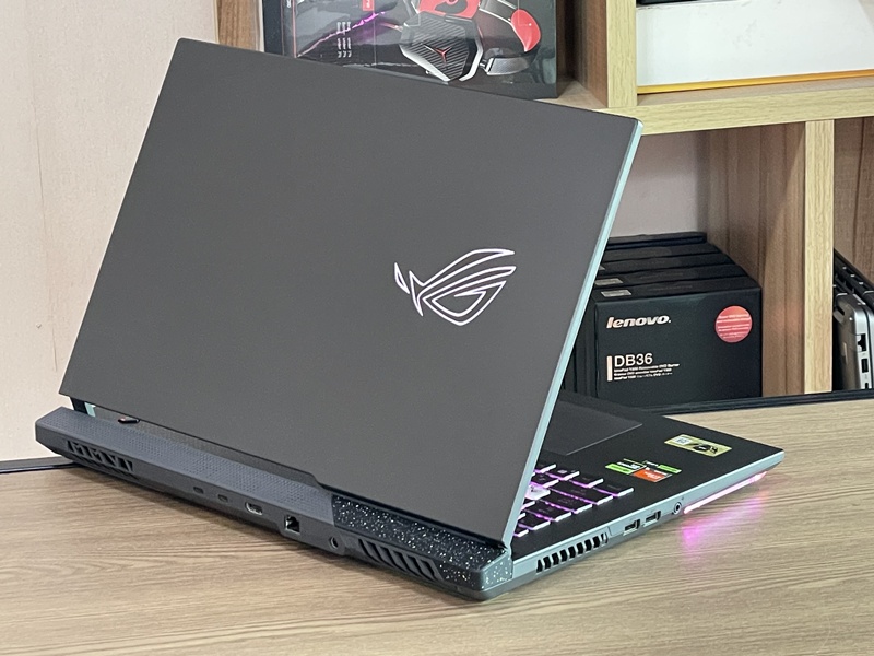 Asus ROG Strix G17 G713PU-LL043W
