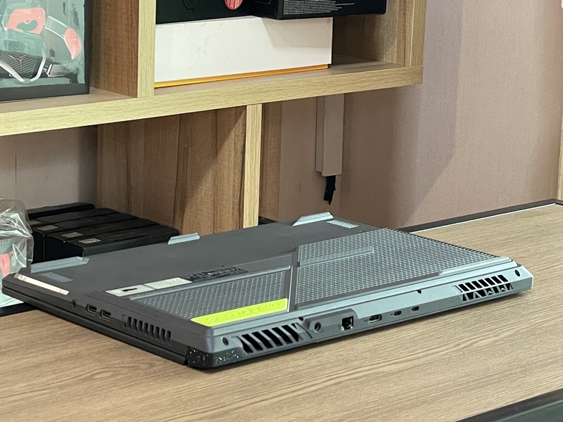 Asus ROG Strix G17 G713PU-LL043W