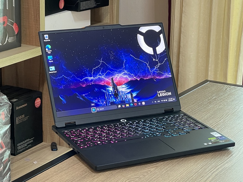 LENOVO LEGION 5 15IRX10 83LY003KTA