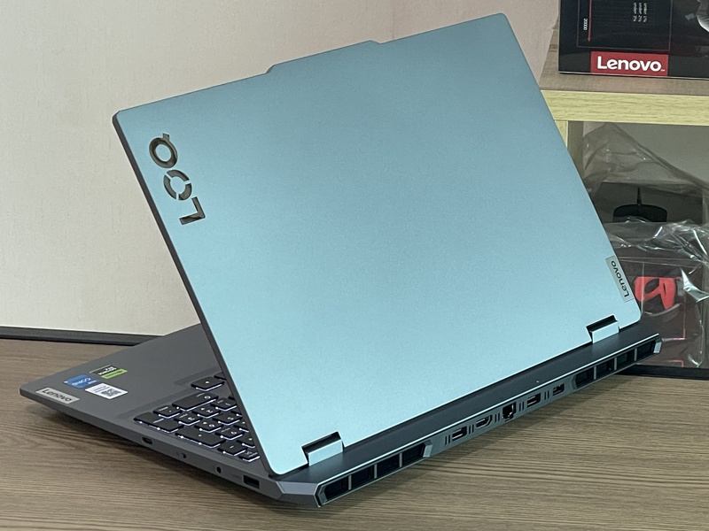 Lenovo LOQ 15IRX10