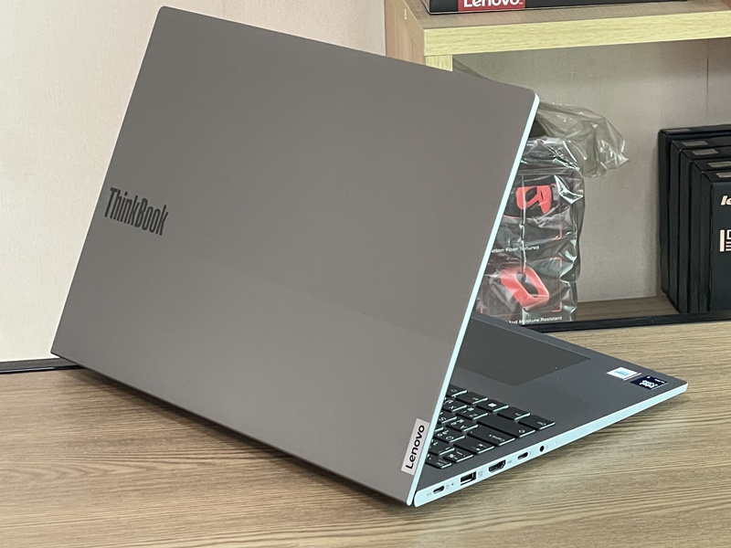 Lenovo ThinkBook 16 G7