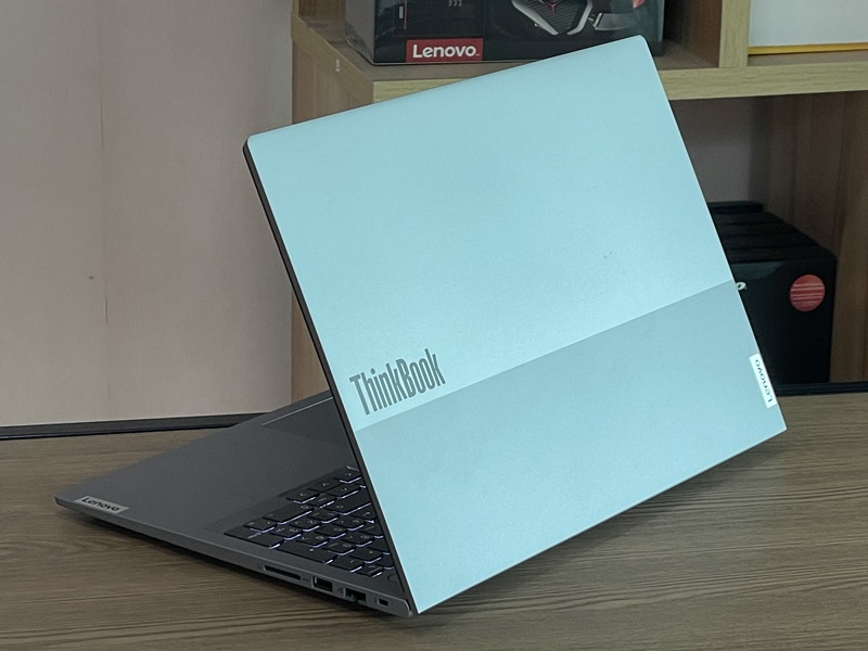 Lenovo ThinkBook 16 G7