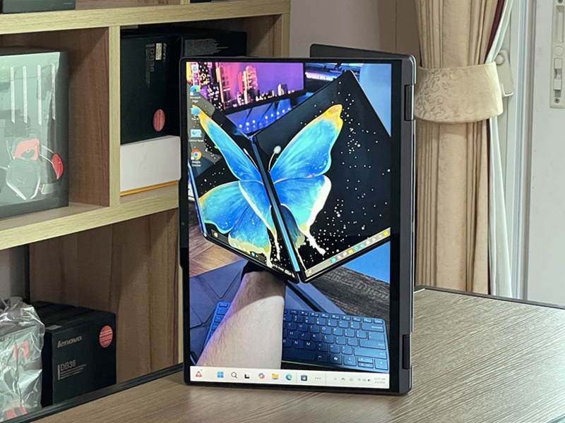 Lenovo Yoga 7i 2-in-1 (16' Gen 9)