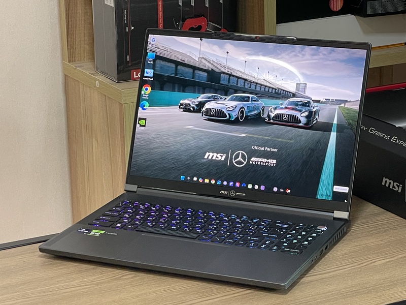 MSI Stealth 16 Mercedes-AMG Motorsport