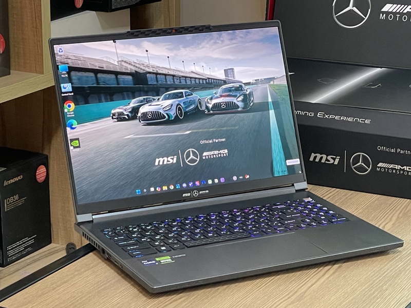 MSI Stealth 16 Mercedes-AMG Motorsport