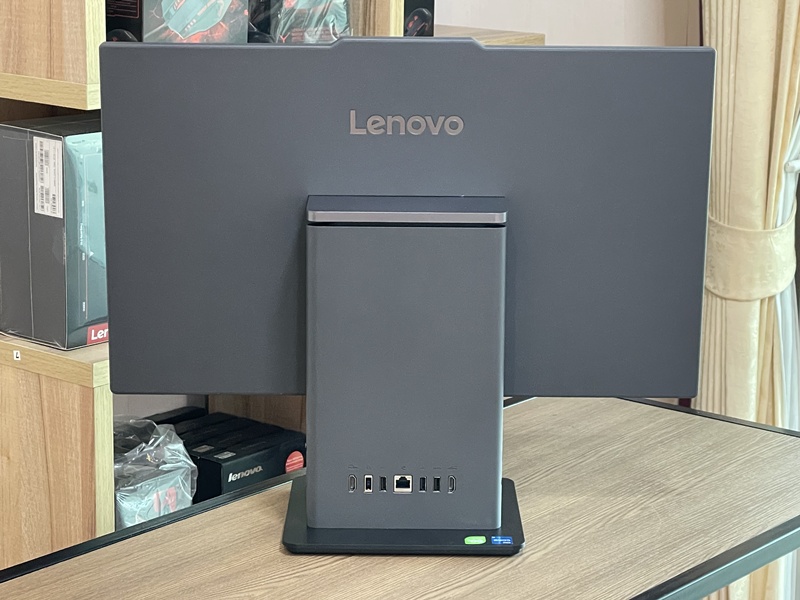 Lenovo ThinkCentre neo 50a 24 Gen5