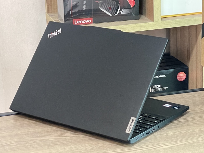 Lenovo ThinkPad E16 G2