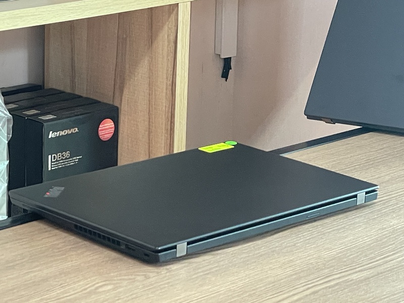Lenovo Thinkpad X13 G1