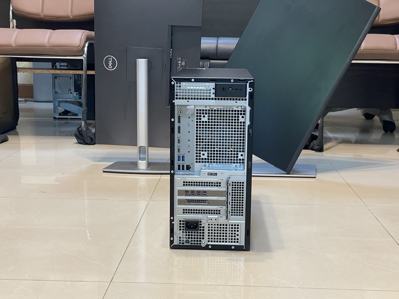 Dell Precision 3660MT
