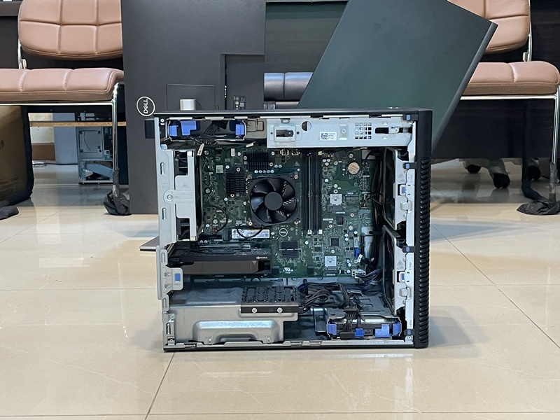 Dell Precision 3660MT