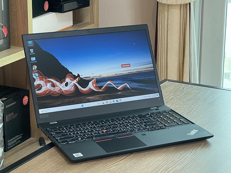 Lenovo Thinkpad T15 G1