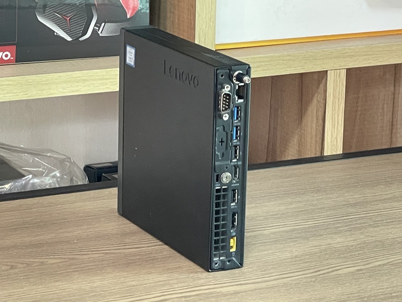 Lenovo Thinkcentre M720q Tiny