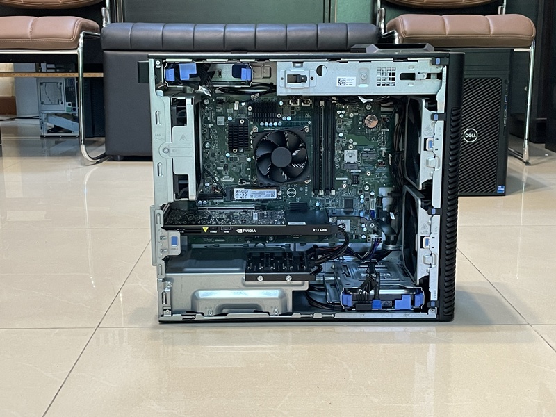 Dell Precision 3660MT