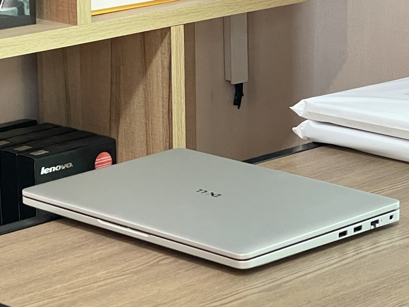 DELL Pro 14 PC14250