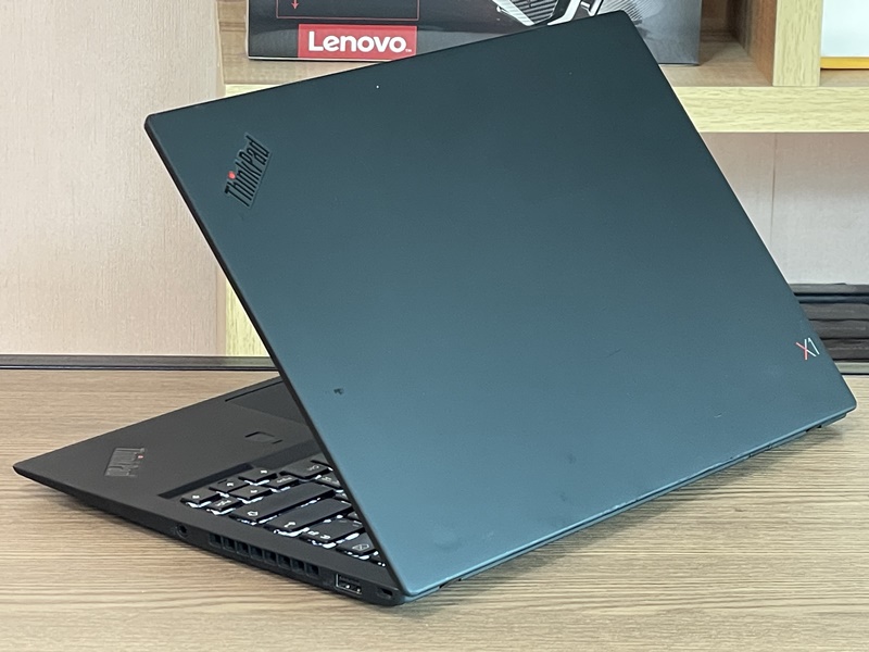 Lenovo ThinkPad X1 Carbon G6