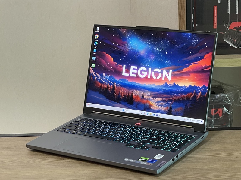 Lenovo Legion 5 15IRX9