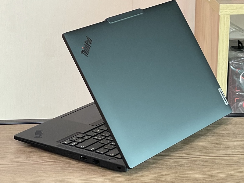 Lenovo ThinkPad T14 Gen 5