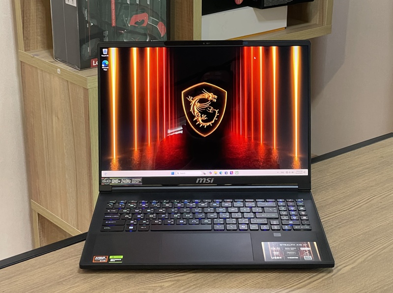 MSI Stealth A16 AI+ A3XWHG-058TH