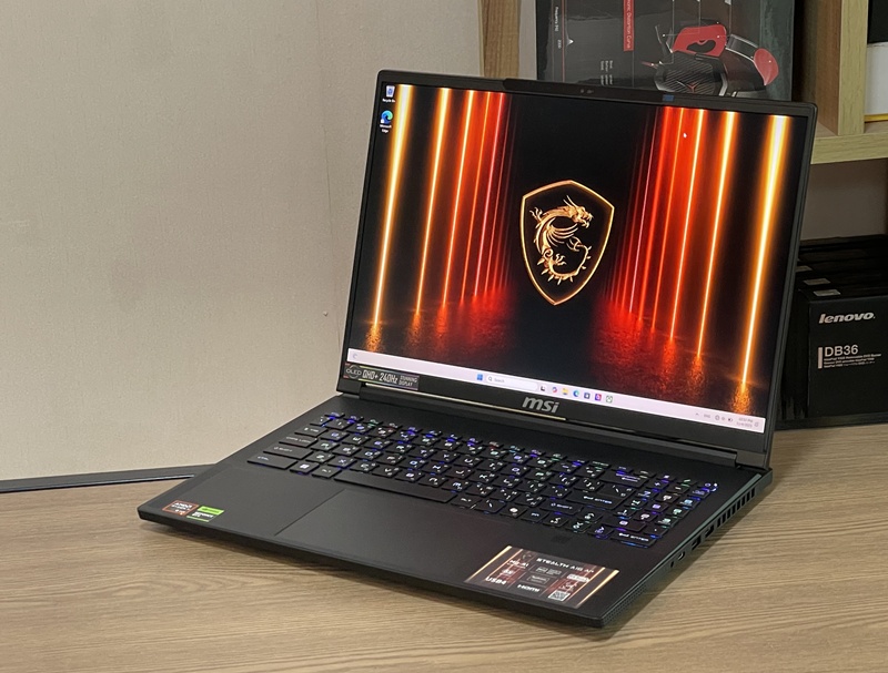 MSI Stealth A16 AI+ A3XWHG-058TH