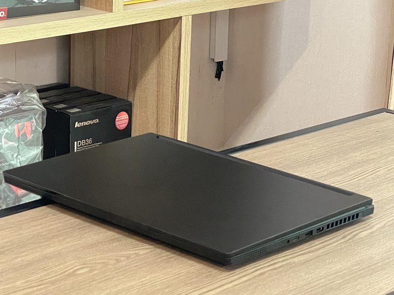 MSI Stealth A16 AI+ A3XWHG-058TH