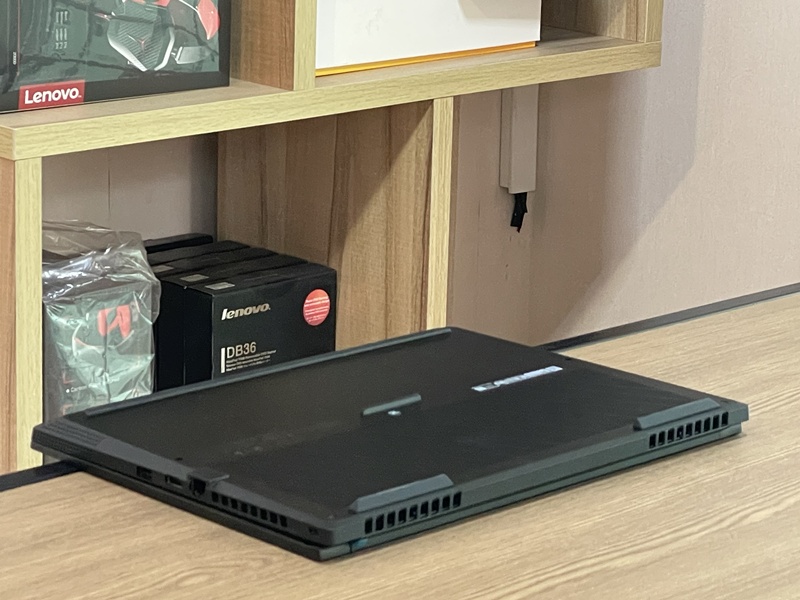 MSI Stealth A16 AI+ A3XWHG-058TH