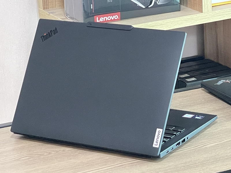 Lenovo ThinkPad T14 Gen 5