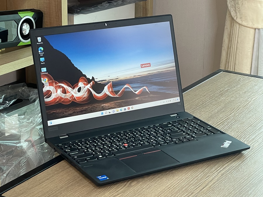Lenovo ThinkPad T15 G2