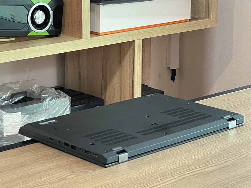 Lenovo ThinkPad T15 G2