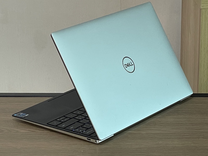 DELL XPS 13 9310