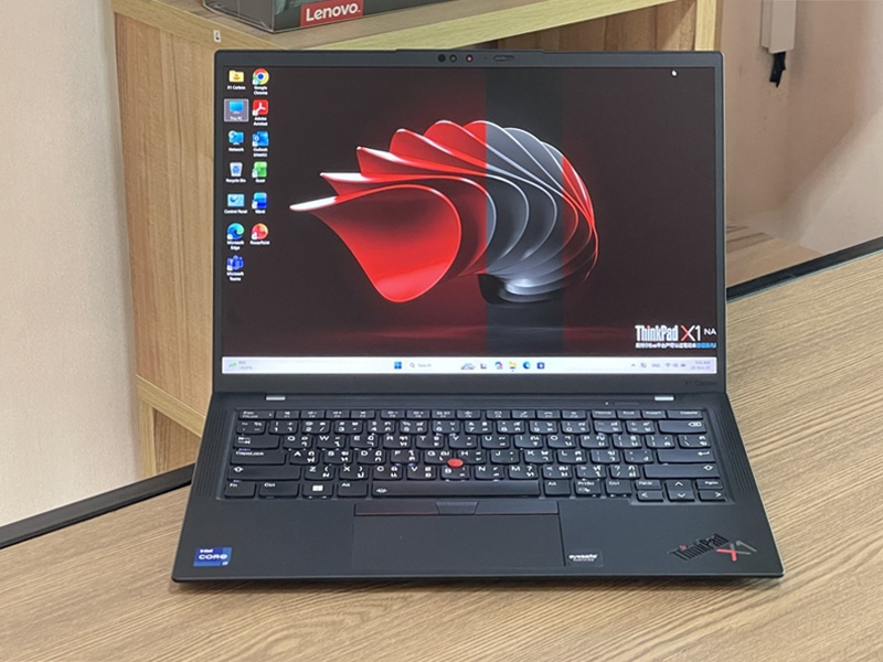 Lenovo ThinkPad X1 Carbon G10