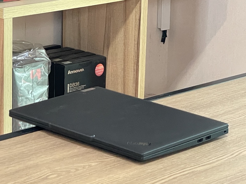 Lenovo ThinkPad T14s Gen 5