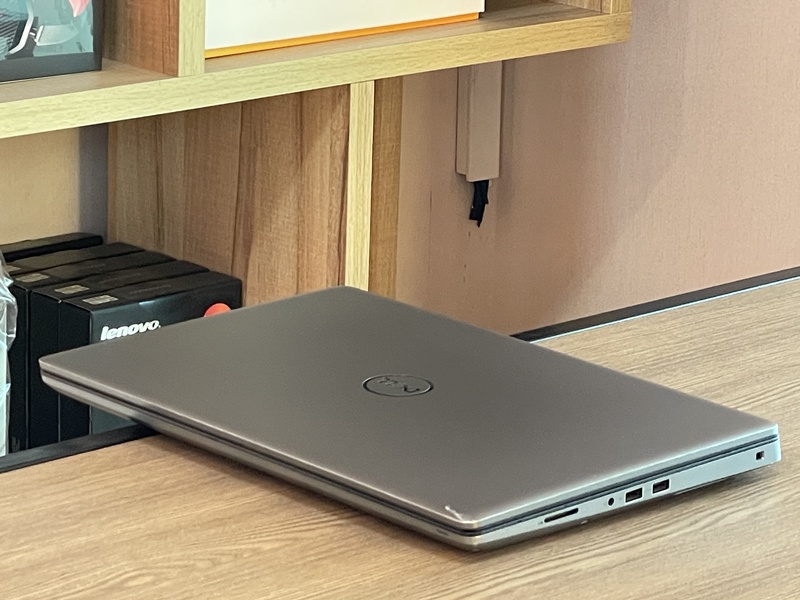 Dell Precision 7560 Mobile WorkStation