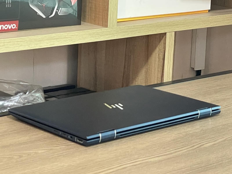 HP Unveils Elite Dragonfly G2 2-in-1