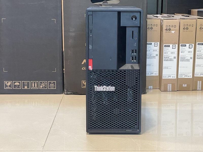 Lenovo ThinkStation P330
