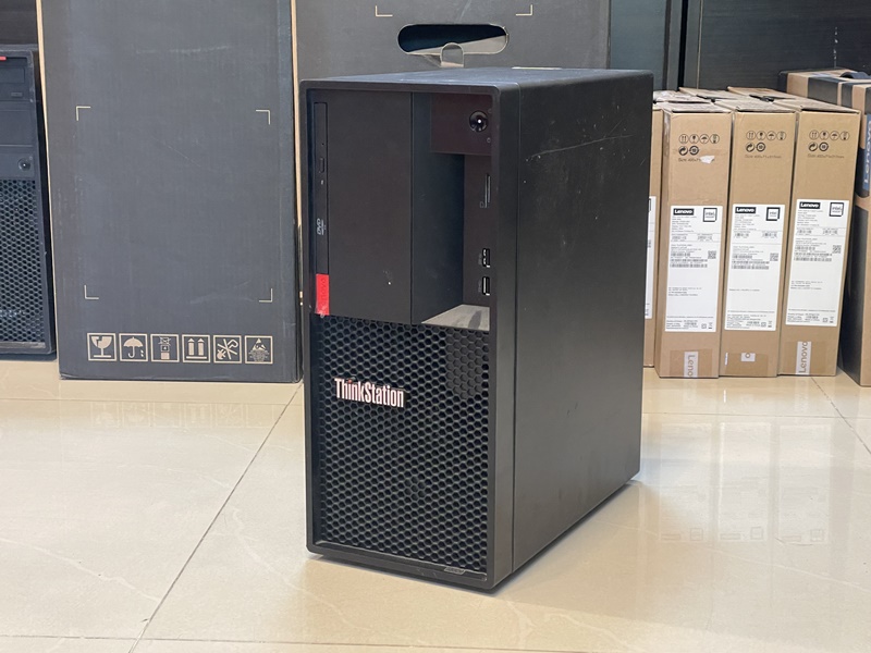 Lenovo ThinkStation P330