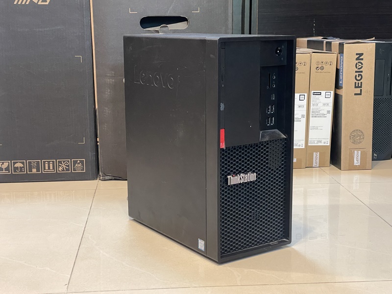 Lenovo ThinkStation P330