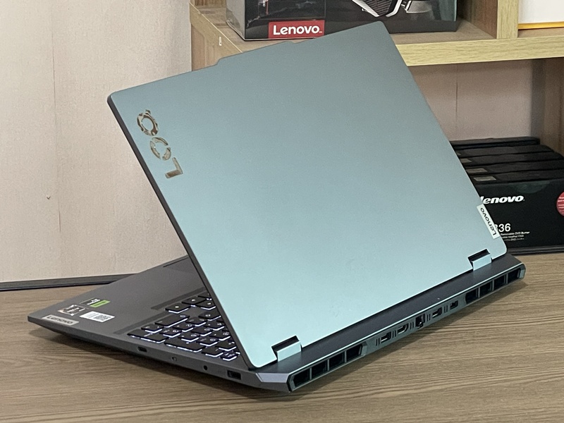 Lenovo LOQ 15ARP9-83JC003MTA