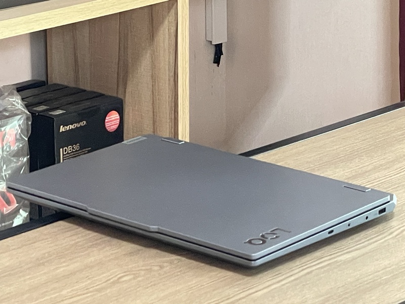 Lenovo LOQ 15ARP9-83JC003MTA