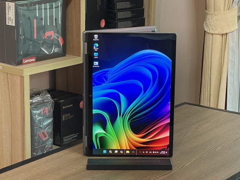 HP OmniBook X Flip 14