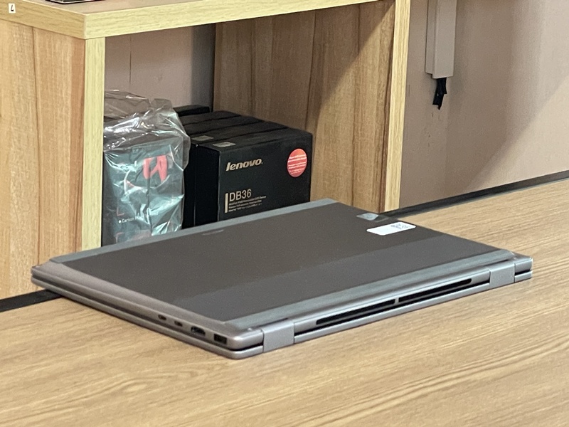 HP OmniBook X Flip 14