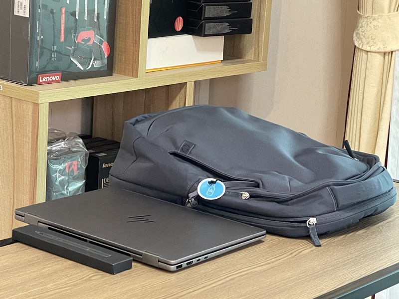 HP OmniBook X Flip 14