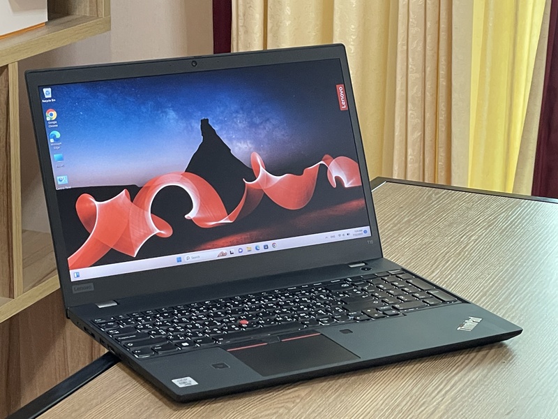 Lenovo ThinkPadT15 G1