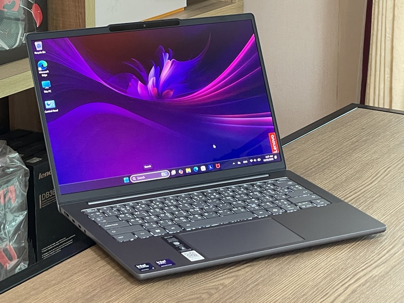 Lenovo IdeaPad Slim 5 14IAH10