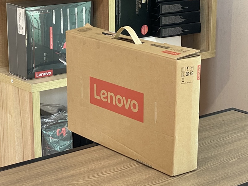 Lenovo IdeaPad Slim 5 14IAH10