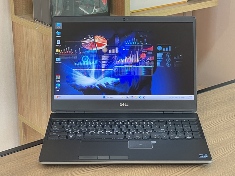 Dell Precision 7560