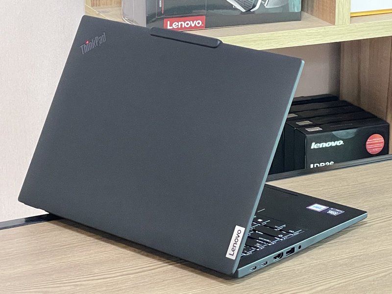 Lenovo ThinkPad T14 Gen 5