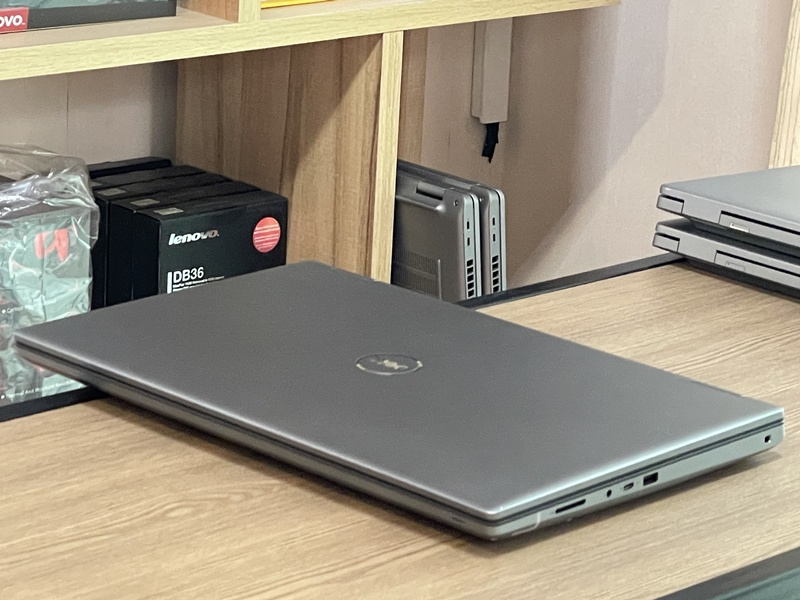 Dell Precision 7770 Mobile WorkStation