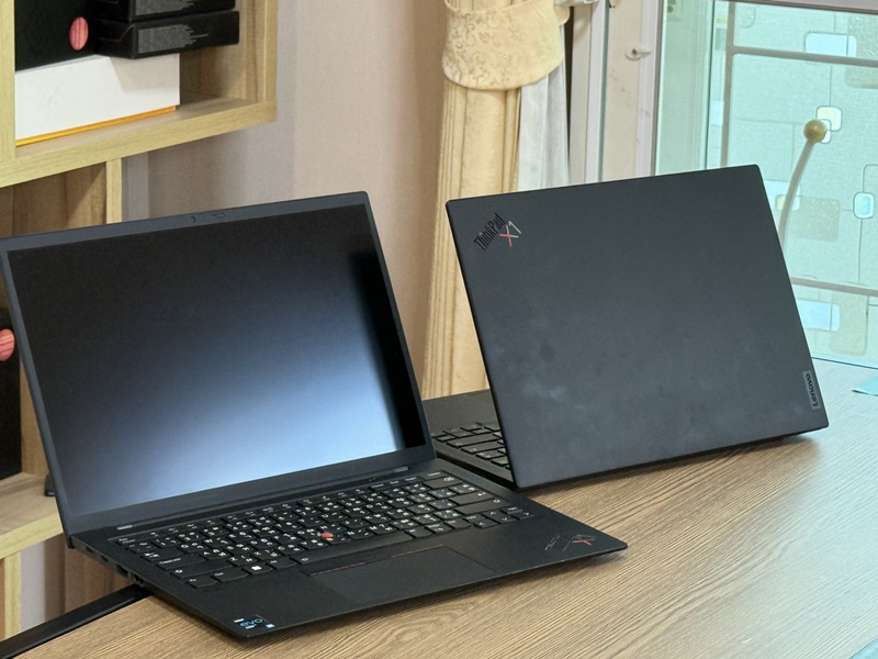 Lenovo Thinkpad X1 Carbon Gen 9